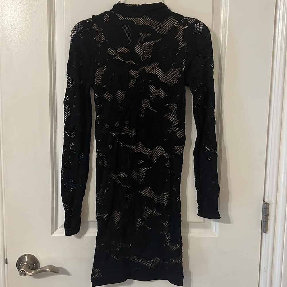 Bebe black lace body on dress. Size: Small
